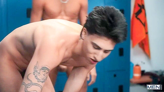 Hot Lockers Meet-Up: Angel Elias Marco Alessandro Heat Up – GayPornHeat 18+