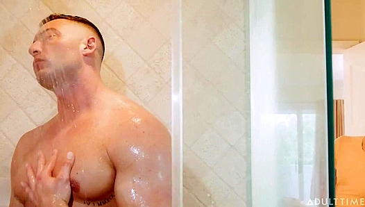 Lucca Mazzi Unleashed — Hard Gay Sex Hot Cum Shot Action – Des Ires 18+