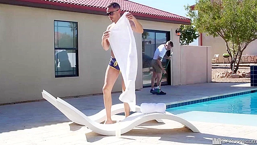 Hot Pool Heat: Timothy Drake Trent Summers Get Steamy at Man Royale – 18+