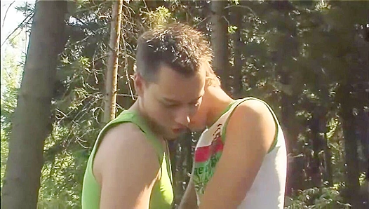 Kevin Maltbeys Fiery Solo Ride: Tight Twink Takes Control – GayXXX