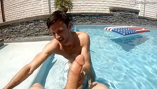 Izzy Danger Darren Get Wild in Hot POV Bareback Encounter – 18+