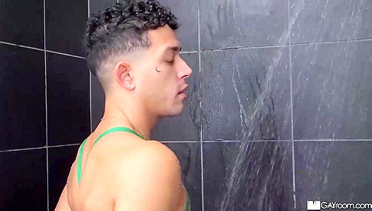 Darron Bluu Jamie Sanders Dominate in Wild Soapy Shower Sex – Bareback Fun