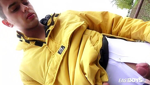 Finn Harper Gets Janked Off in the Backseat – Steamy Encounter EastBoys