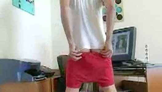 Justins Huge Dick Exposed — Mind-Blowing Strokes Drive Him Wild – TinyGays 18+