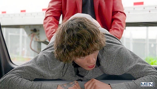 Smooth Talker Seduces Him: Hot Gay Hookup Sparks from One Liner – Reese Rideout