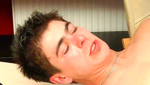 Ennio Teaches Damien Ecstasy as He Bares All for First Time – LollipopTwinks