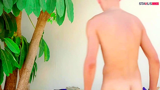 Deep Unprotected Thrusts: Galiel Swallows Nicos Massive Load – GayXXX