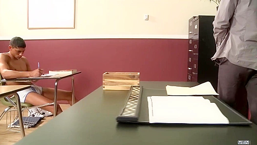 Big Dick Billy Goes Wild in Class — Steamy Gay Action Ahead – PrestonSteeleX 18+