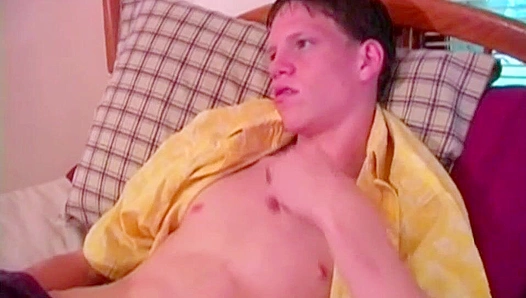 Confident Cuteness JERKS Off to the Brink in Steamy Solo Session – XclusiveGayVids 18+