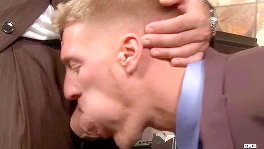 Craving Thick Cock: Gavin Waters Devours Girth in Steamy Office Encounter – 18+