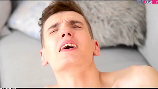 Neo Davis Vacuums Henry Levitz Dry — Mind-Blowing Blowjob Mastery – GayXXX