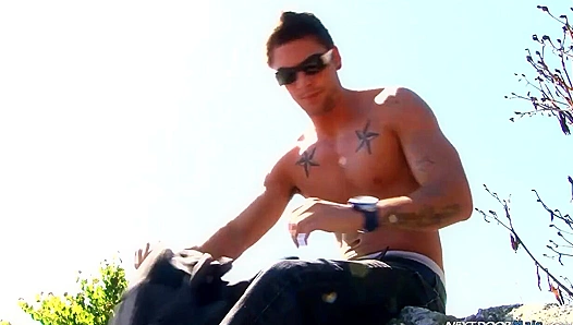 Johnny Torque Jams Hard Outdoors — A Solo Show for His Lustful Neighbor – 18+