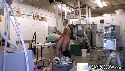 Steamy Encounter: Sweat-Slicked Guys Fuck Hard On the Factory Floor – GayXXX