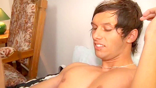 Nikolas Cox Todd Reid Heat Up with Wild Bareback Fun – GayXXX