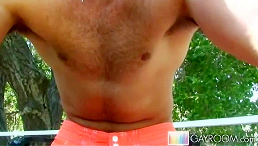 Gianni Luca Blasts Huge Outdoor Load, Sticky Streams Fly Wild – GayXXXHub 18+