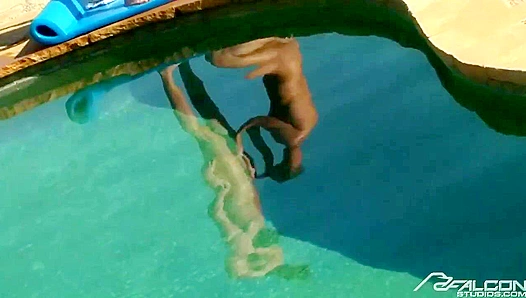 Aden Jordan Takes Wild Bareback Ride Under Malibu Sun – GayPornBeach 18+