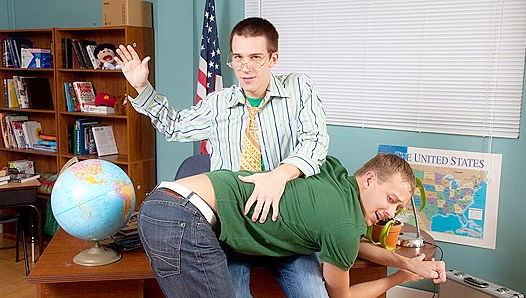 Patrick Kennedy JT Wreck Fuel Passion in Steamy Twink Bootcamp – TeachTwinks 18+