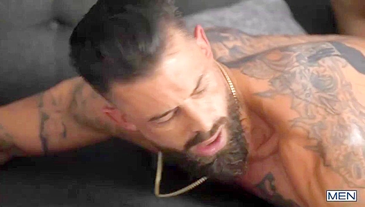 Johnny Donovan Claims Alpha Wolfes Arch-Lifted Ass – Hard Ramming Power