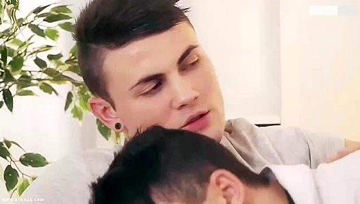 Doctors Orders: Jacob Jeffrey Tempts Naughty Nurse Nick Vargas – GayXXX Action