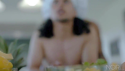 Steamy Encounter in the Kitchen: Armond Rizzo August Alexander Collide – HotNoirGayScene