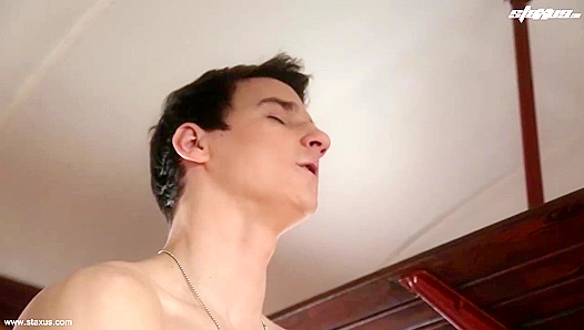 Benjamin Sven Heat Up the Sheets: Forbidden StepBrother Lust Ignites – GayXXX