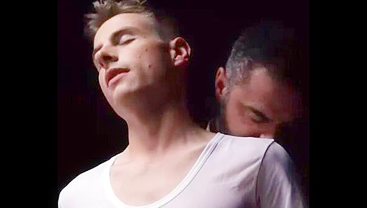 Garretts Hot Initiation: A Steaming Gay Fantasy Ride – TinyGay 18+