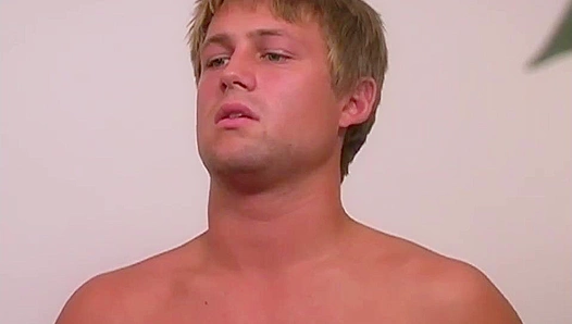 Bobby Clark Shows Off His Thick Ass While Jerking His Huge Rod – HotGayPorn69