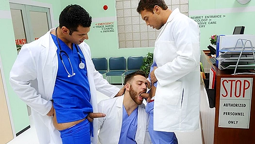 Rocco Reeds Hot Encounter Turns Wild — Deep Thrusts in Steamy Medical Fantasy – 18+