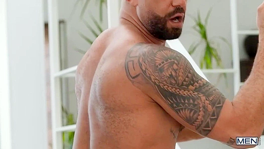 Straight to Gay: Papi Dominates Bruno Max in Steaming Hot Anal Encounter – 18+