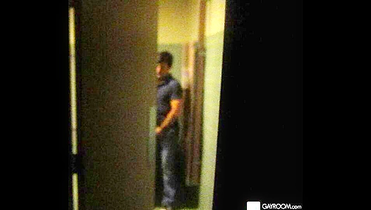 Tuckers Hot Encounter: Naughty Bathroom Surprise When Lust Strikes – GayXXX