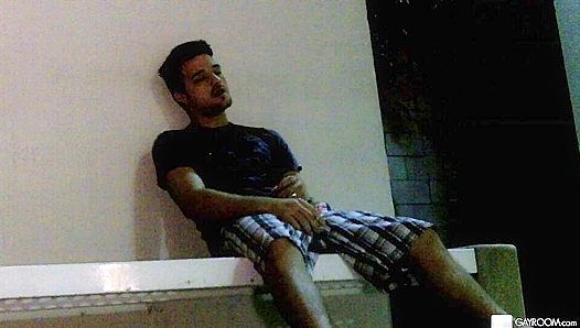 Kryz Perezs Steamy Public Tease Turns into a Wild Solo Session – GayXXX