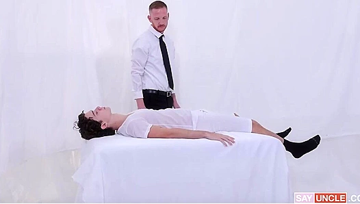 Divine Twink Love: Passionate Missionary Ride Deep Anal Pleasure – BrodySam (293754)