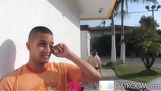 Michael Rogues Naughty Prank Ignites Steamy Gay Encounter – GayXXX