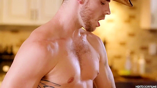 Carter Woods Ignites Steamy Hookup with Buff Urban Stud Ryder Owens – 18+