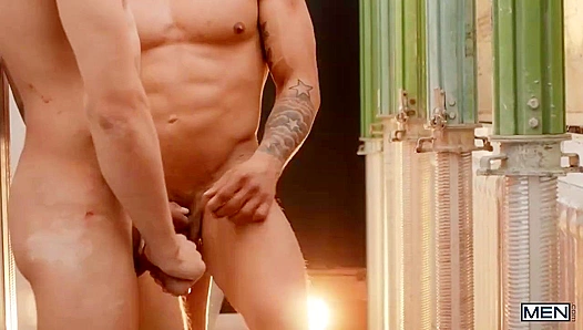 Theo Brady Bends for Miguel Exotics Thick Rod – Wild Raw Ass Ride – 18+