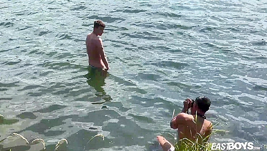 Justin Skyes Steamy Summer Desire: Unprotected Passion in the Sunshine – GayPornX 18+