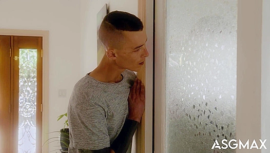 Twink Duo Goes Wild — Unprotected Blowjobs Lead to Explosive Cum-Filled Climaxes – GayXXX