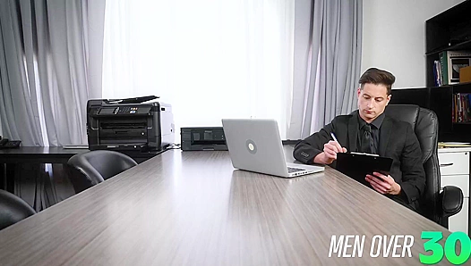 Muscle Clerk Takes Control: Big Hard Cock Powers Through His Boss – PrideStudios