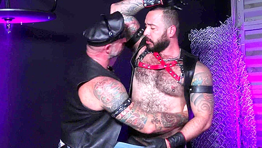 Leather Daddy Eats Ass Raw Before Riding This Hung Latino Stud – MenOver30