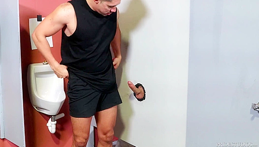 Latino Stud Devours Thick Load Through Raw Glory Hole – Hot Blowjob Scene 18+