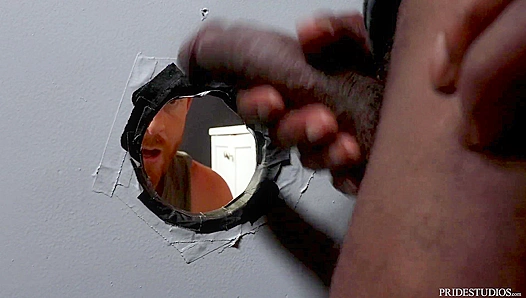 Tattooed Ginger Moans as Huge BBC Slams His Throat at Glory Hole – Steamy Interracial