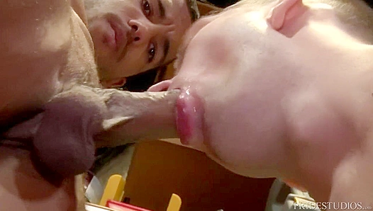 Thick Steel Meets Hard Muscle: Busty Ebony Stud Takes It Deep – HunkPorn 18+