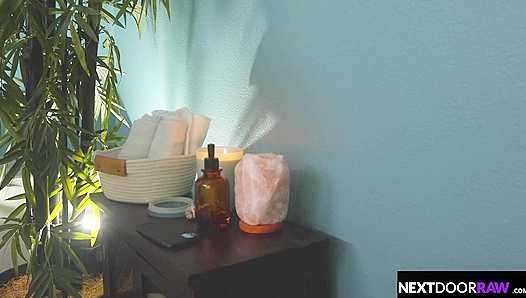 Steamy Muscle Massage: Therapist fucks hot client Nico Coopah hard – Jonathon Tylor