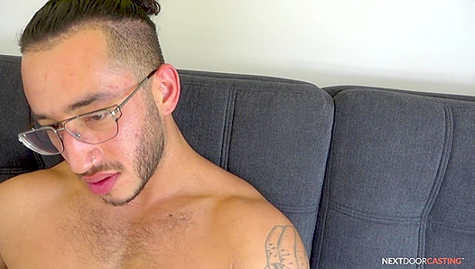 Xavier Cole Flexes His Sculpted Physique While Jerking Off – NextDoorCasting