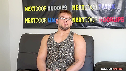 Horny Muscle Stud JERKS OFF Hard Wall-to-Wall – NextDoorCasting 18+
