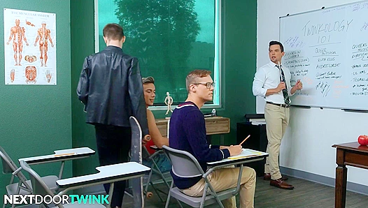 Naughty Twinks Tempt Their Inked Prof in Hot College Encounter – NextDoorTwink