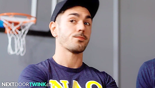 Rebel Hunk Defied His Dominant—Now Hes Getting Punished With Deep Thrusts – NextDoorTwink