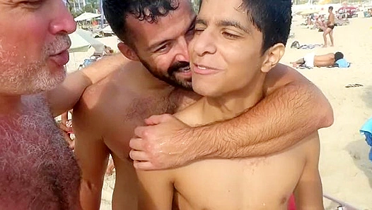 Steamy Rough Play Under Rios Scorching Sun – Wild Gay Encounter 18+