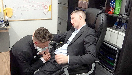 Smooth-Suited Stud Takes Hard Dick Swallows Load – Steamy Gay Office Sex 18+