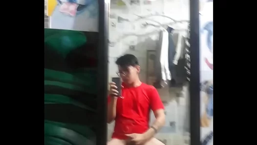 Deep Throat Glory: Soccer Jock Cums Hard on Horny Asian Twink – VietnamHeat 18+